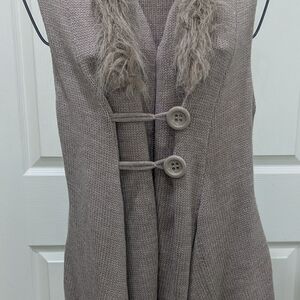 Women's Gray Sweater Vest with Faux Fur Trim Size L